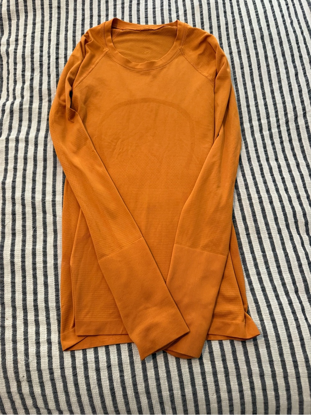 Lululemon Swiftly Long Sleeve